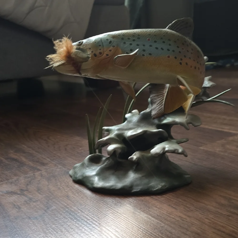 Elegant Fish Sculpture with Green and Brown Details